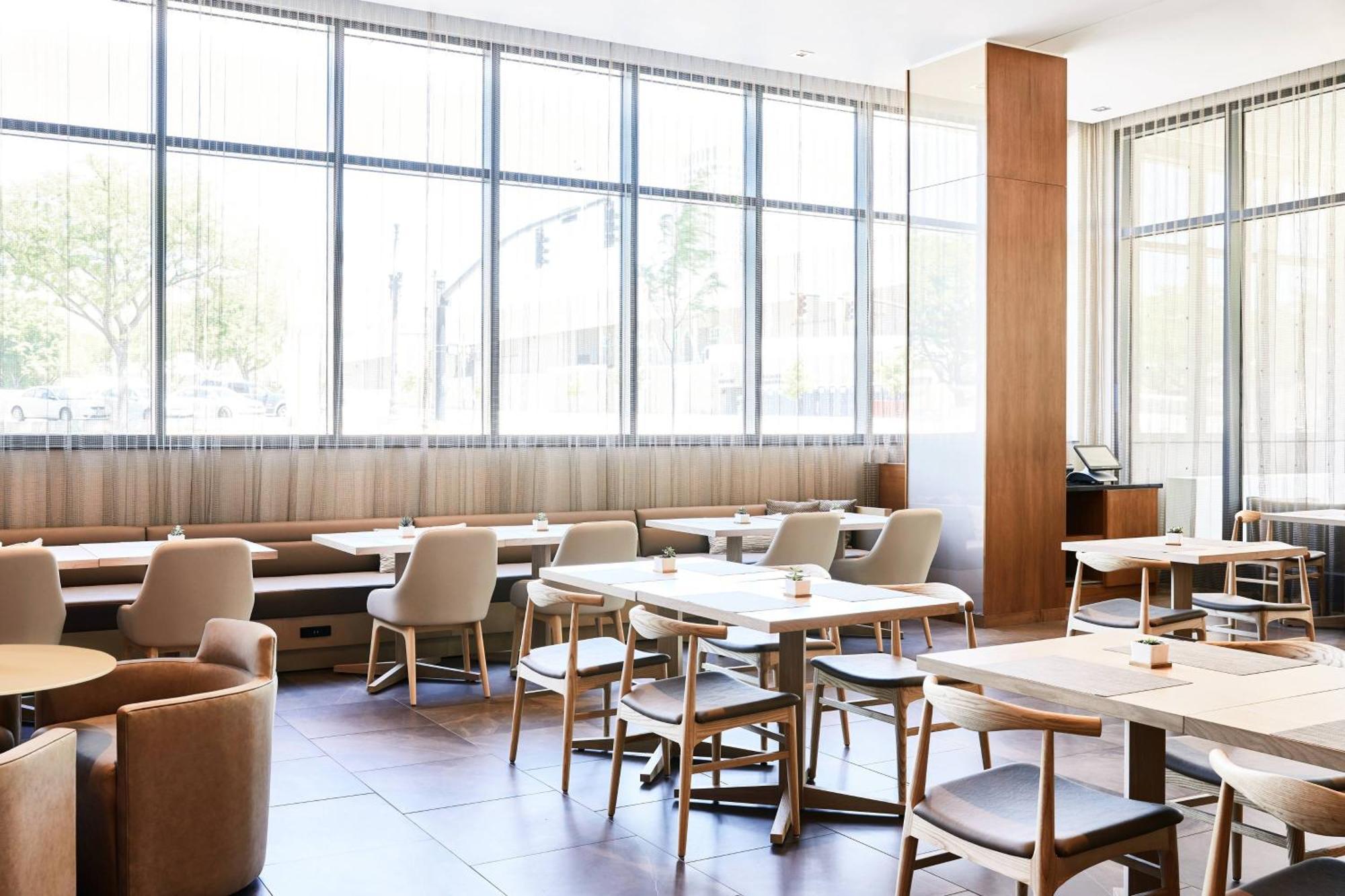 Ac Hotel By Marriott Salt Lake City Downtown Bagian luar foto